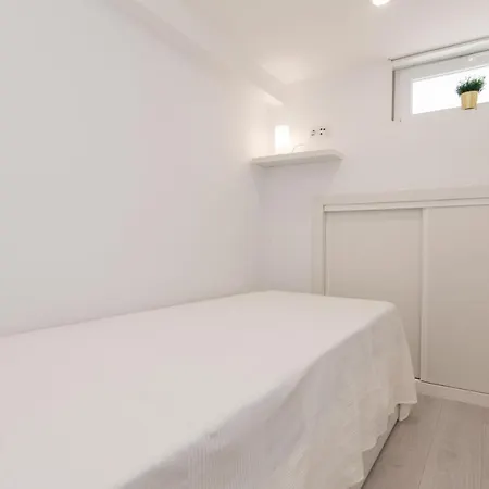 アパート Trival - A 1 Minuto Pe Da *