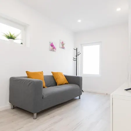 Apartament Trival - A 1 Minuto Pe Da *
