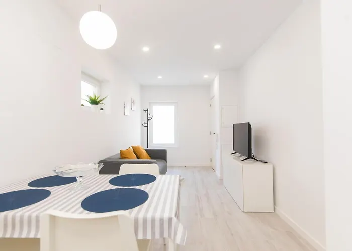 Trival - A 1 Minuto Pe Da Διαμέρισμα *